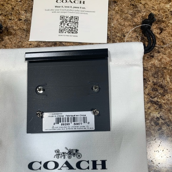 NEW NWT COACH SIGNATURE C STUD EARRING SET SILVER WITH DUST BAG - Picture 6 of 8